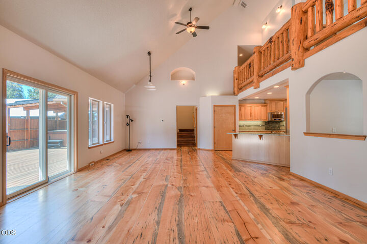 Property Photo:  17879 Kodiak Lane  OR 97707 