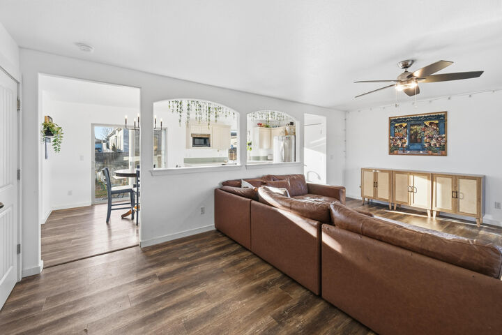 Property Photo: 2548 SW Kalama Avenue OR 97756