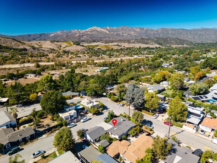 Property Photo: 386 Larmier CA 93022