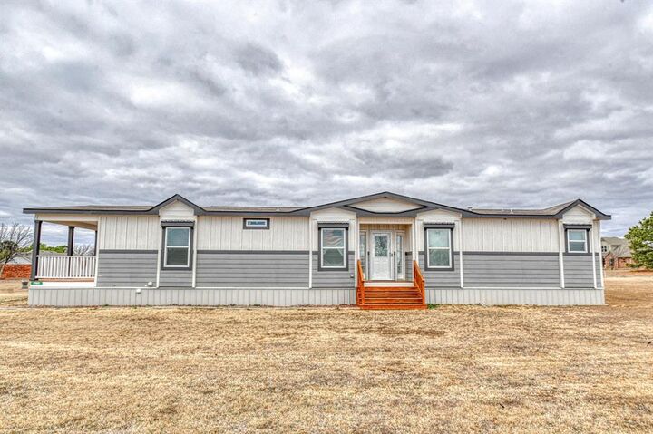 Property Photo:  17902 Lexie Lane  OK 73051 