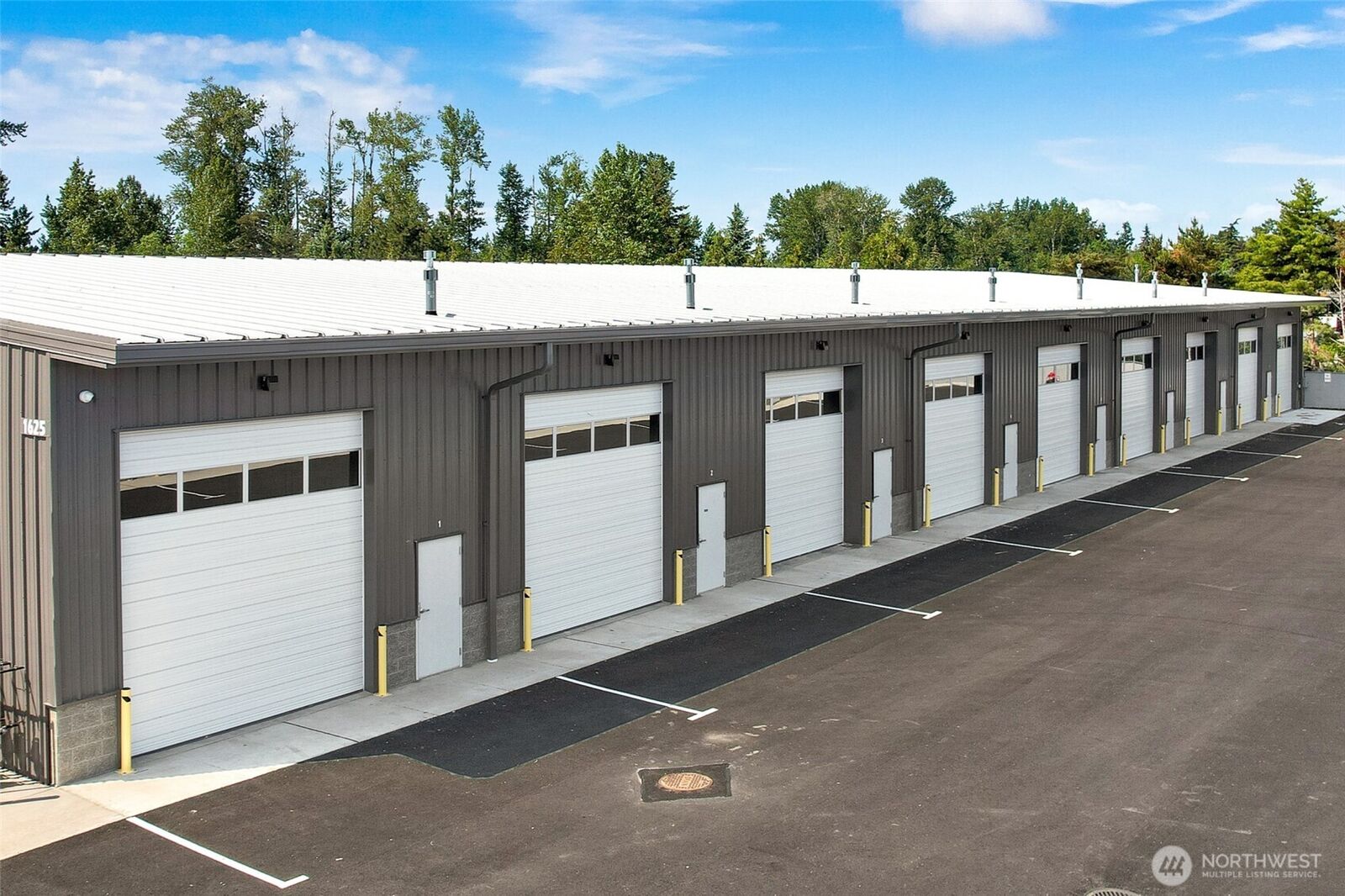 Property Photo:  1635  Jills Court 12  WA 98226 