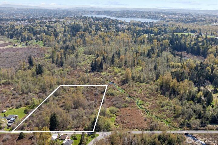 Property Photo:  10 Xxx  54th Place NE  WA 98258 