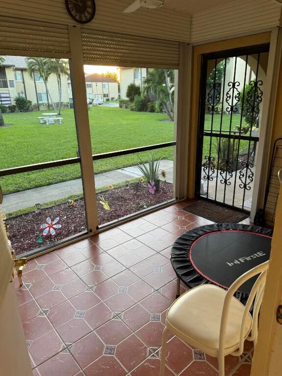 Property Photo:  311 Pine Ridge Circle B-1  FL 33463 