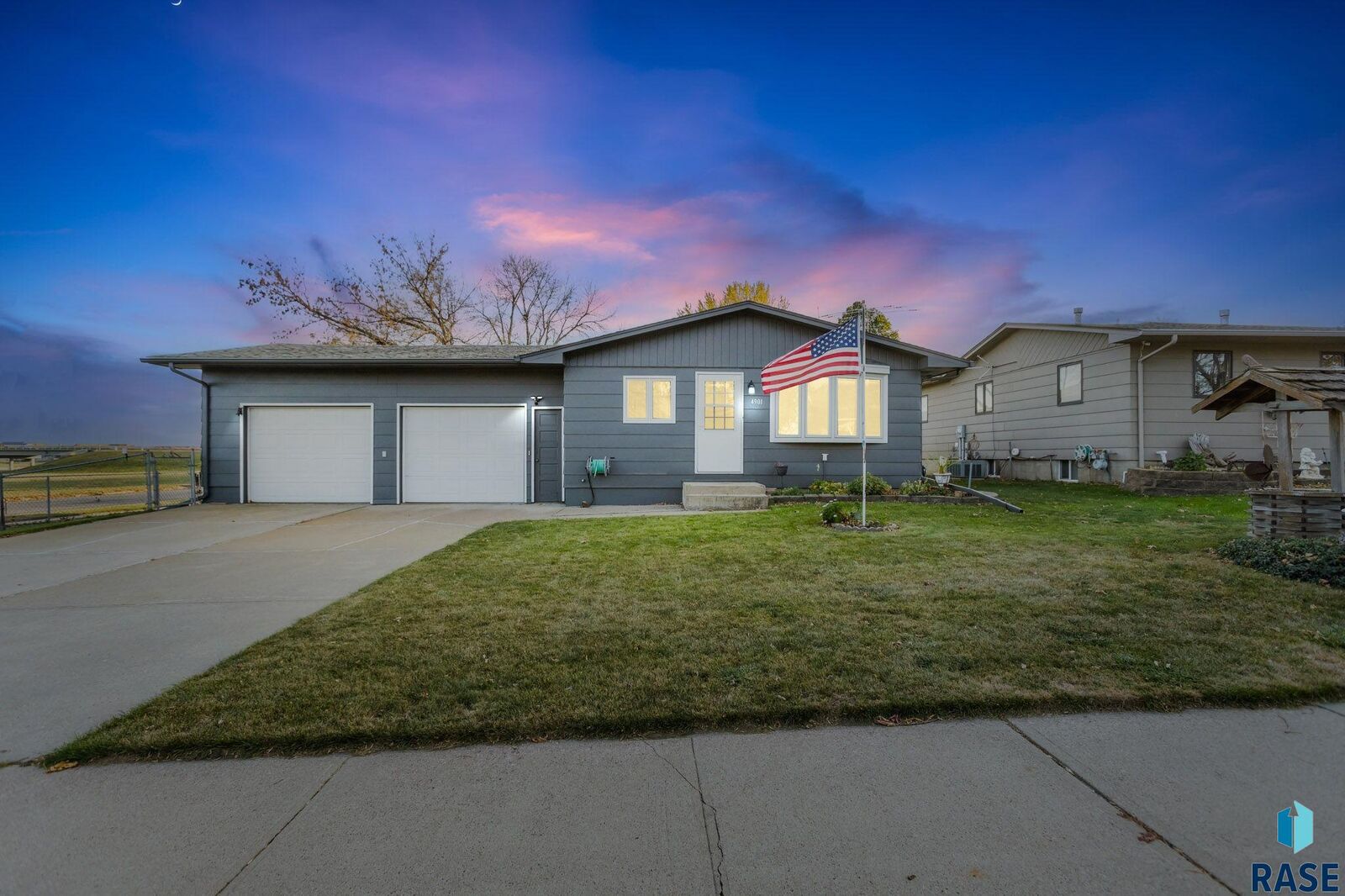Property Photo:  4901 W 47th St Street  SD 57106 