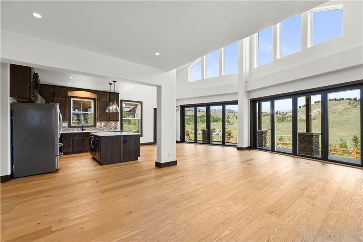 Property Photo:  101 Mule Deer Court  CO 80435 