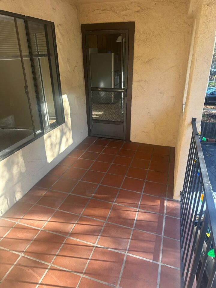 Property Photo: 1469 Sierra CA 94061