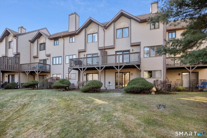 Property Photo:  312 Foxboro Drive 312  CT 06111 