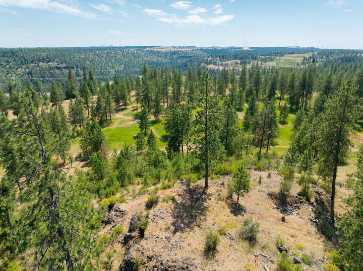 Property Photo:  14933 W Burnett Rd  WA 99026 