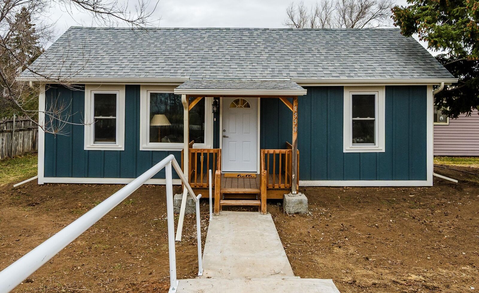 Property Photo:  1553 Warren Avenue  WY 82801 