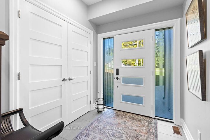 Property Photo:  1076 7th Avenue  ON N4N 2K1 