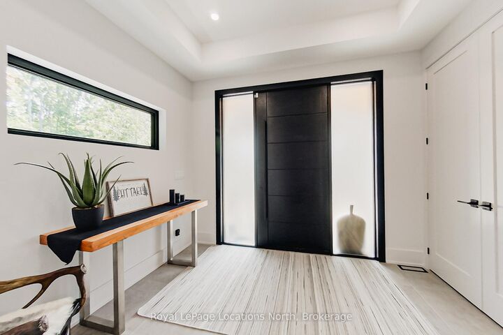 Property Photo: 74 Arthur Street E ON N0H 2P0