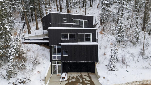 Property Photo:  635 Parkview Dr  UT 84098 