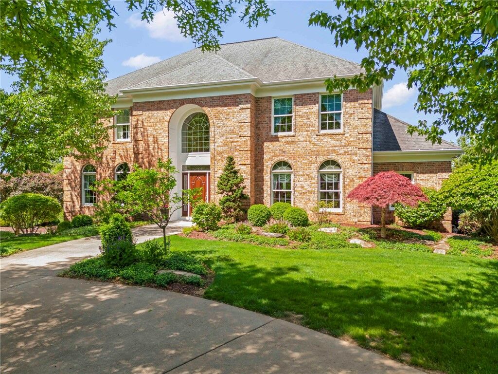 Property Photo:  1006 Sheriffs Court  PA 15317 
