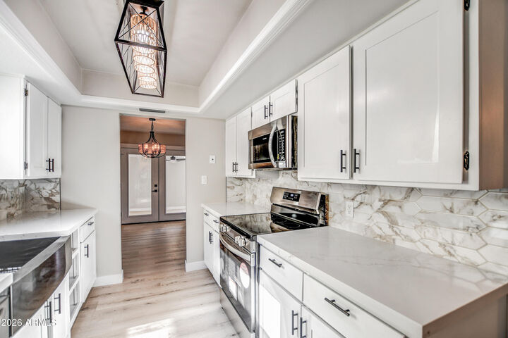 Property Photo:  1775 N Terrace Circle  AZ 85122 