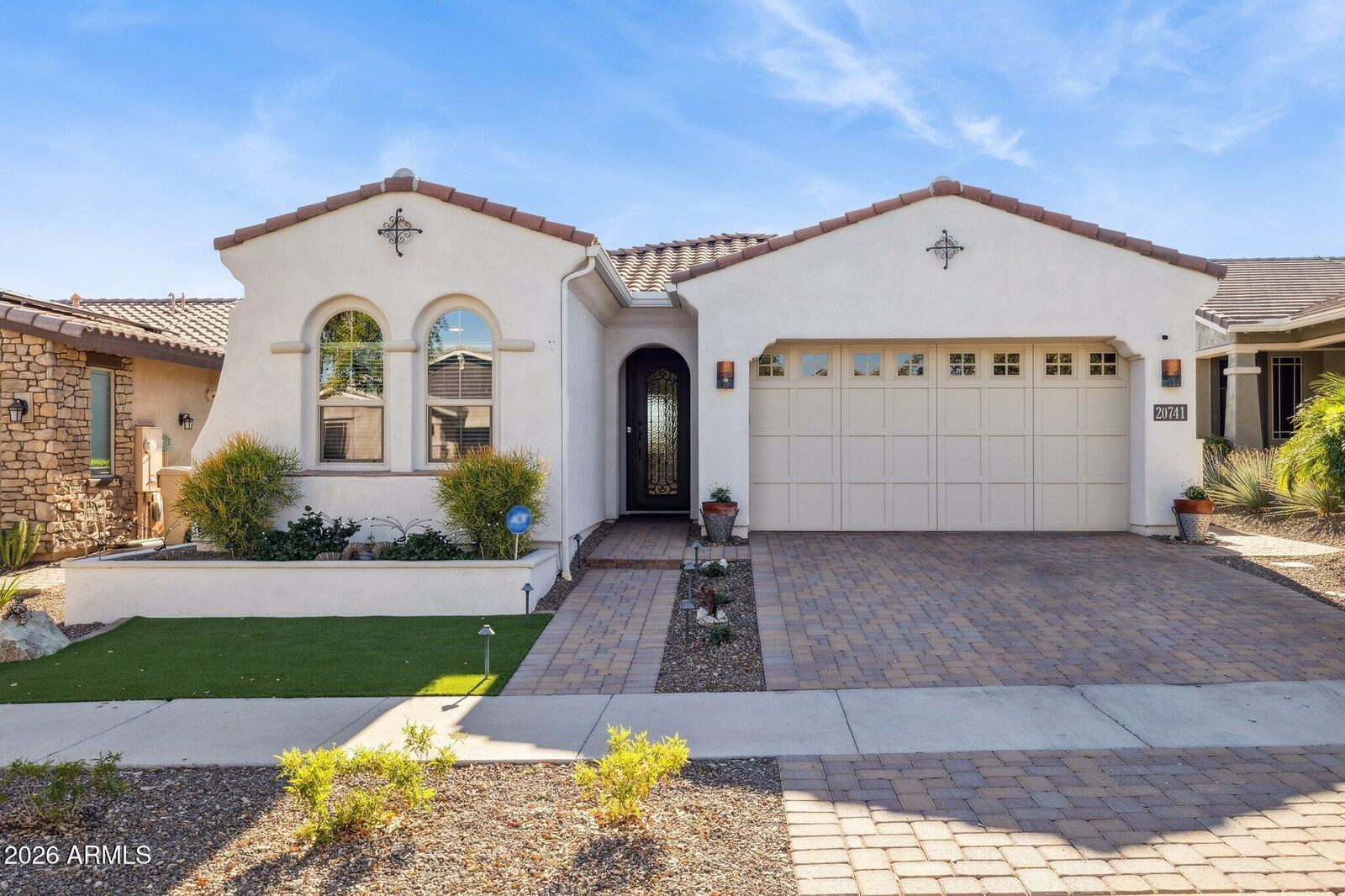 Property Photo:  20741 W Minnezona Avenue  AZ 85396 