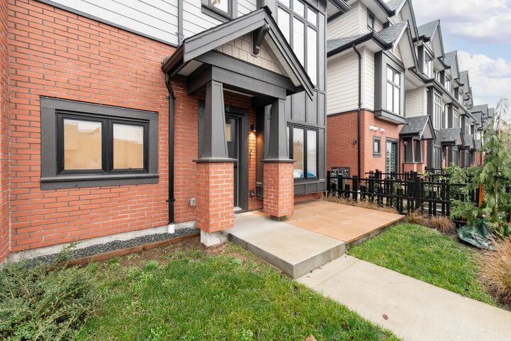 Property Photo: 10233 No. 2 Road 18 BC V7E 0C7
