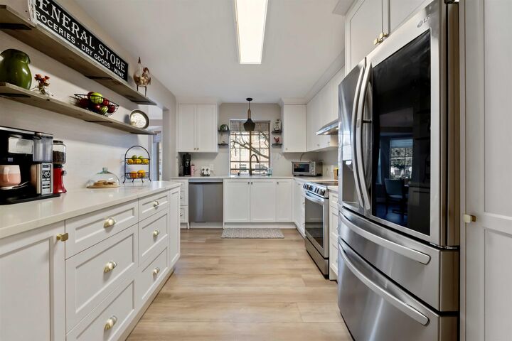 Property Photo: 1488 Merklin Street 202 BC V4B 4C3