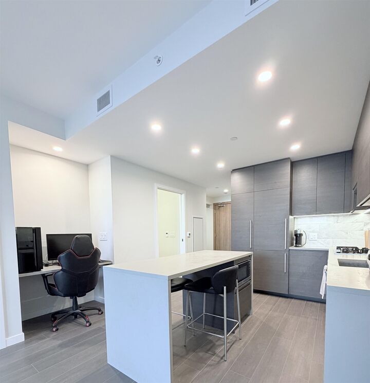 Property Photo: 2108 Gilmore Avenue 2803 BC V5C 0N8