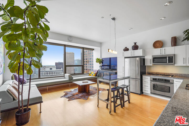 Property Photo:  1100 Wilshire Blvd  CA 90017 