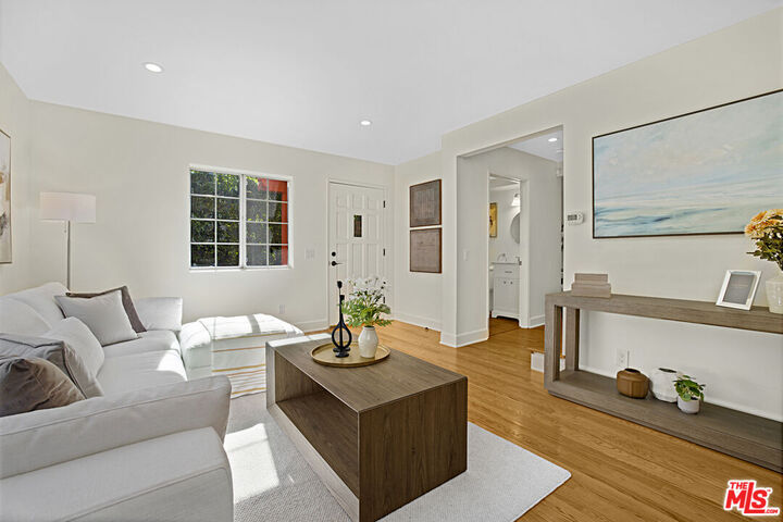 Property Photo:  7621 Norton Ave  CA 90046 