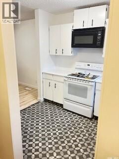 Property Photo:  6479 Rochdale Boulevard  SK S4X 2Y9 