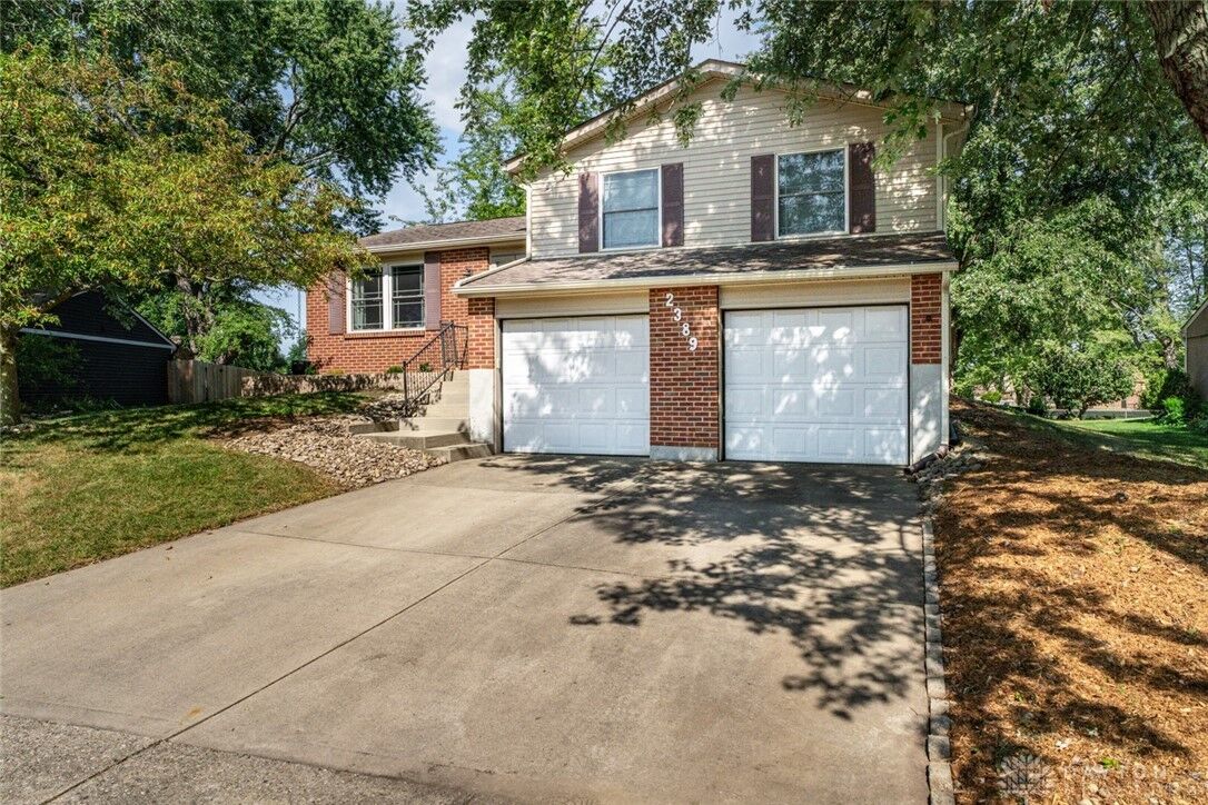 Property Photo:  2389 Windsor Village Drive  OH 45342 