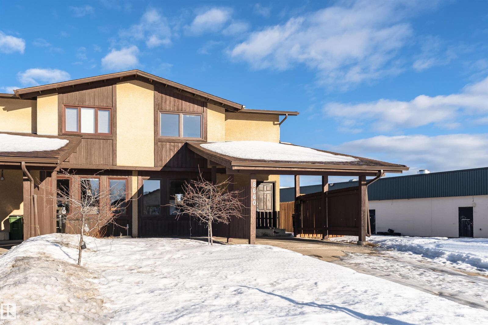 Property Photo:  8660 27 Avenue NW  AB T6K 2X4 