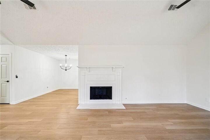 Property Photo: 1020 Laurel Lake Drive GA 30107