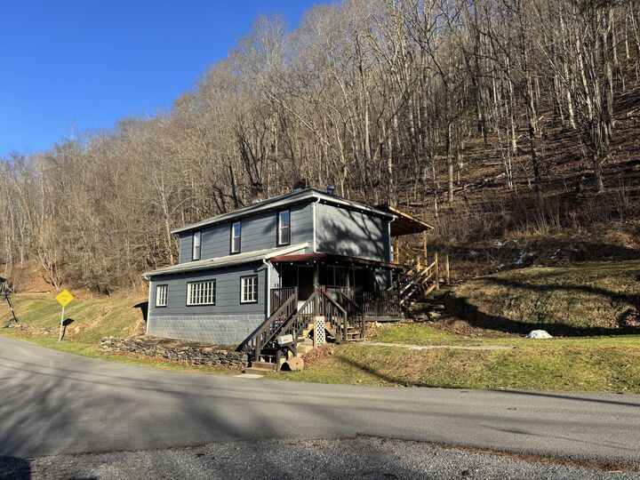 Property Photo:  193 4th  WV 24954 