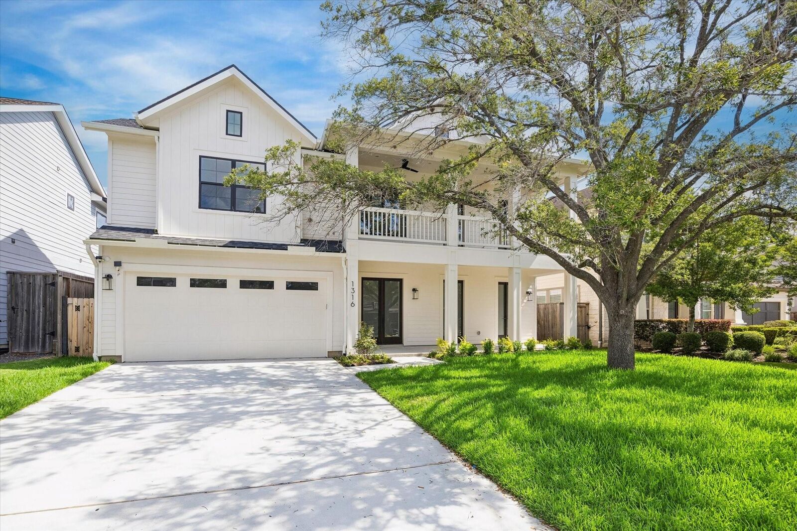 Property Photo: 1316 Althea Drive TX 77018