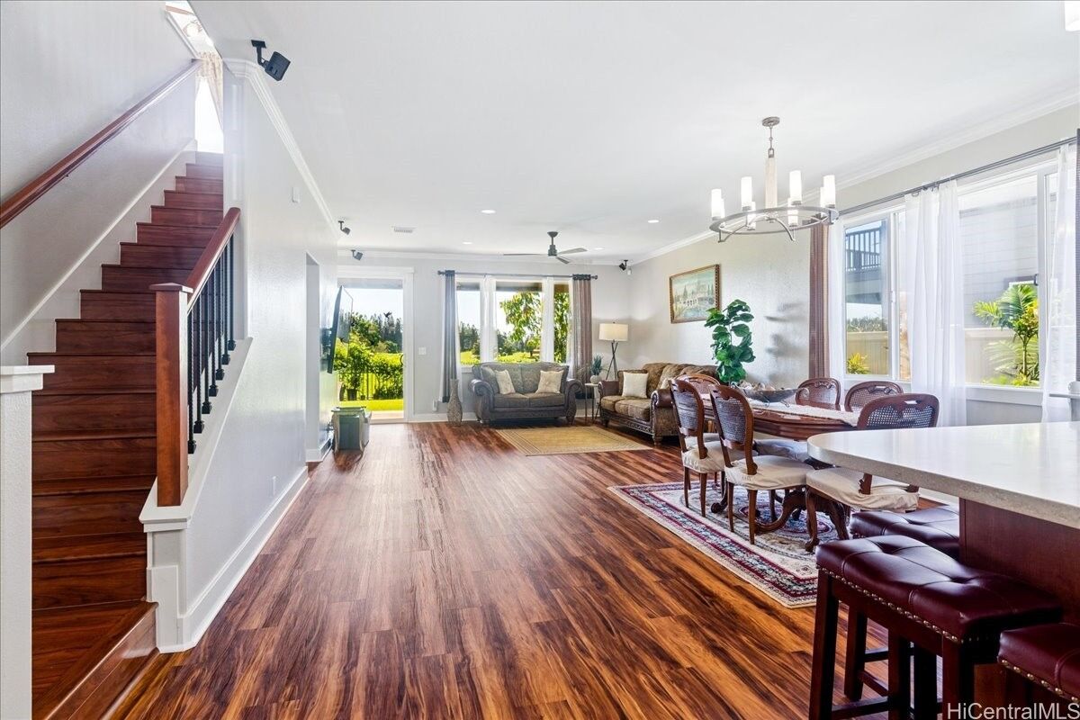 Property Photo:  91-1121 Kuanoo Street  HI 96706 