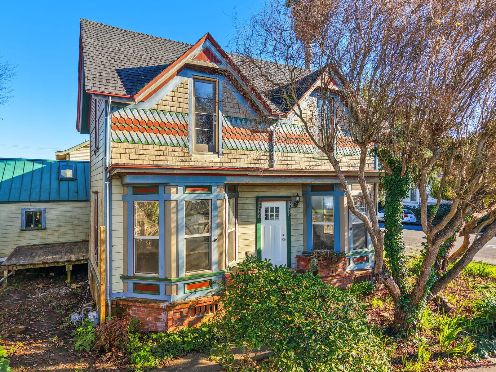 Property Photo: 2139 H Street CA 95501