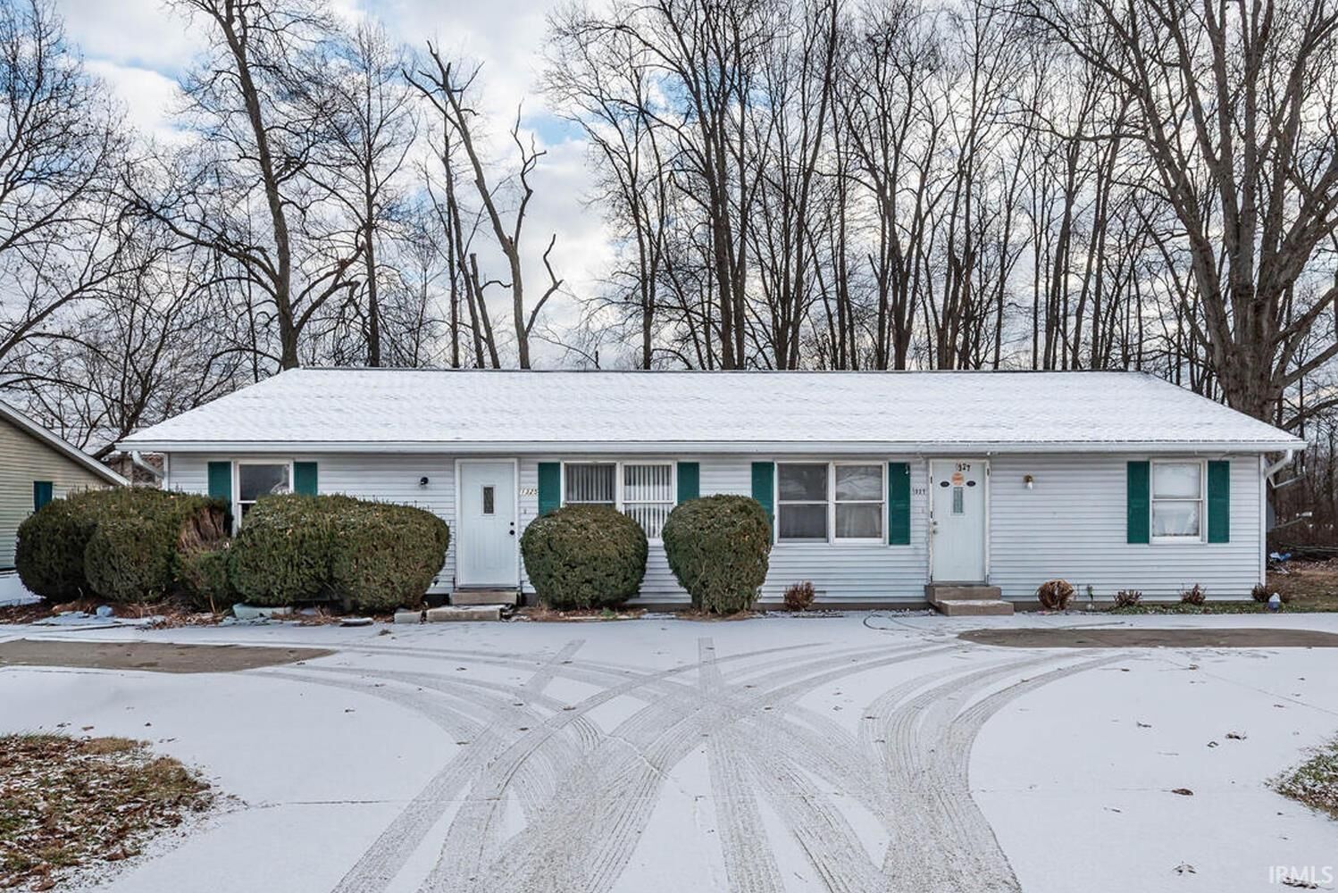 Property Photo:  1325-1327 S Hickory Grove Lane  IN 47403 