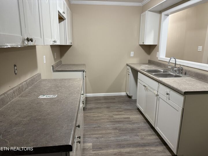 Property Photo:  522 College Grove Rd  TN 37854 