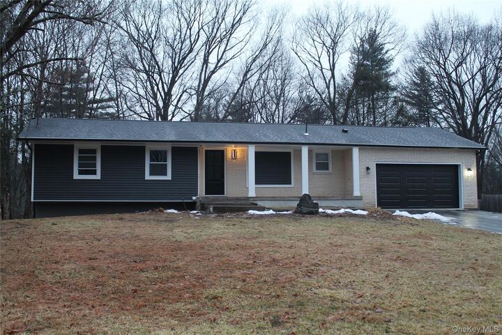 Property Photo:  7 Sagamore Drive  NY 10963 