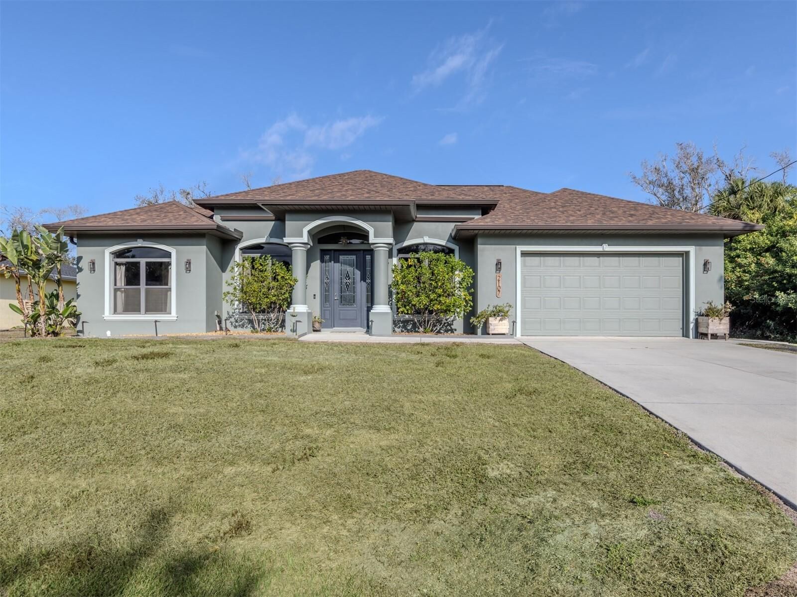 Property Photo: 2107 Johannesberg Road FL 34288