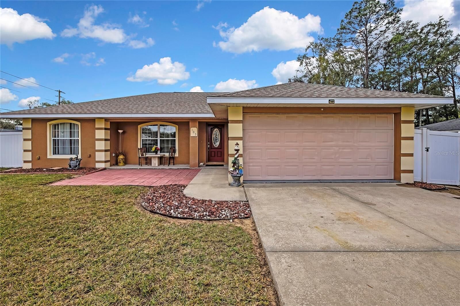 Property Photo:  103 Daisy Lane  FL 34452 