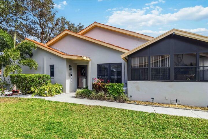 Property Photo:  2270 Citrus Court  FL 33763 