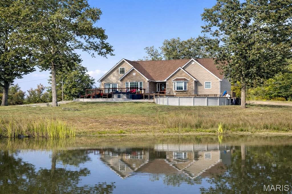 Property Photo:  1121 Madison 92103  MO 63645 