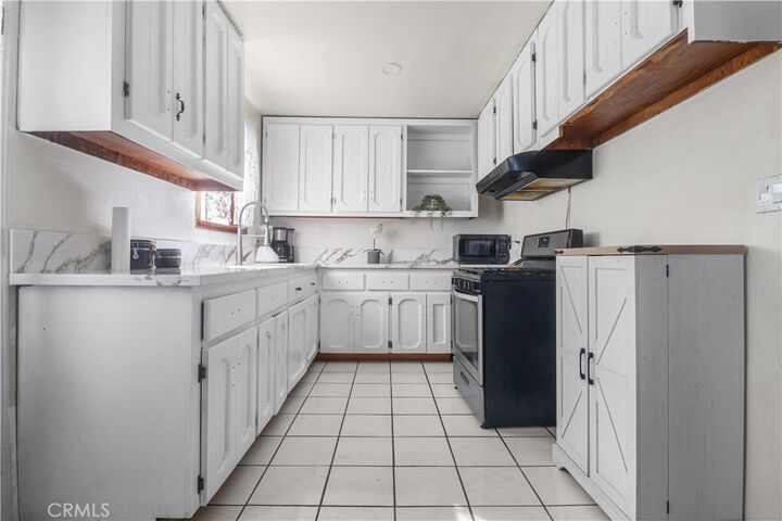 Property Photo:  9649 Pioneer Boulevard  CA 90670 
