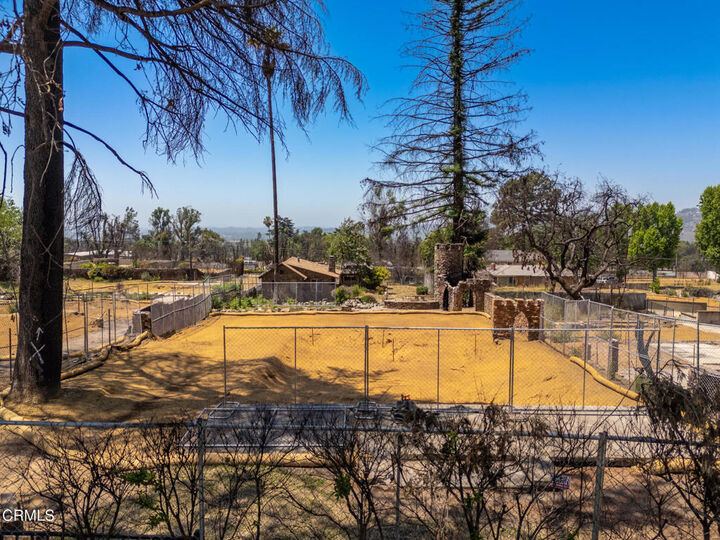 Property Photo:  294 Wapello Street  CA 91001 