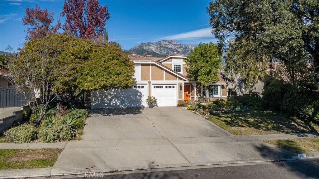Property Photo: 907 Pineridge Street CA 91784
