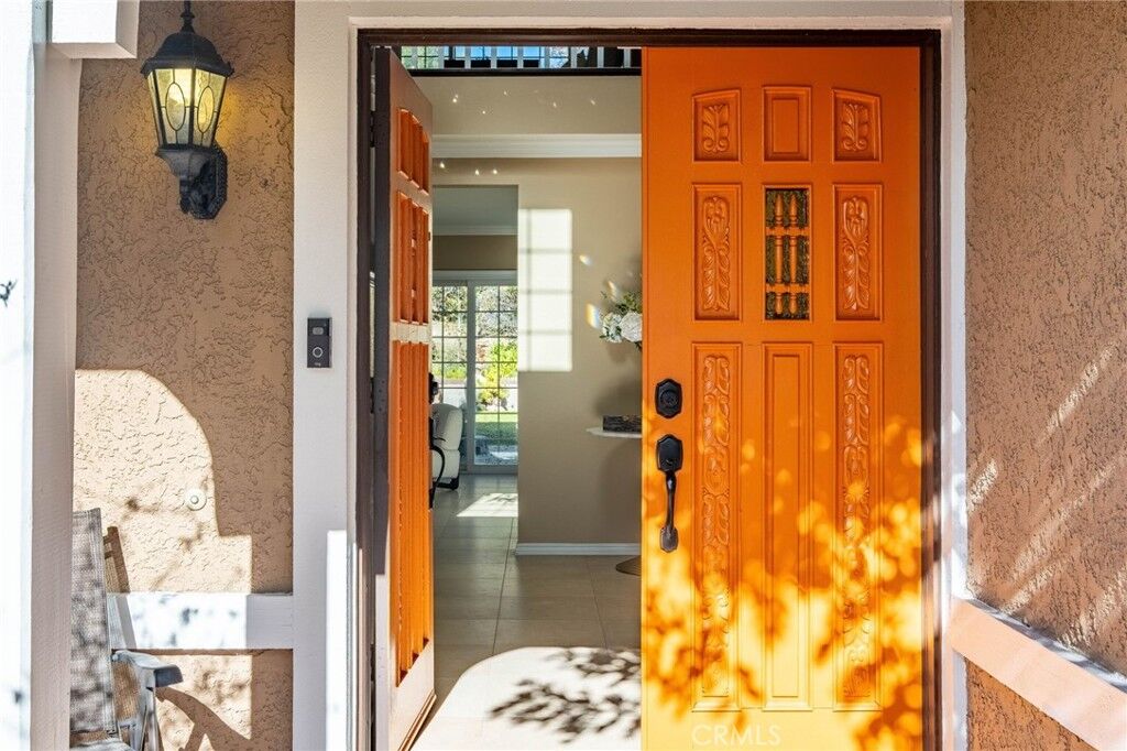 Property Photo:  907 Pineridge Street  CA 91784 