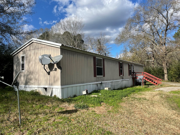 Property Photo: 250 Cr 2231 TX 75935