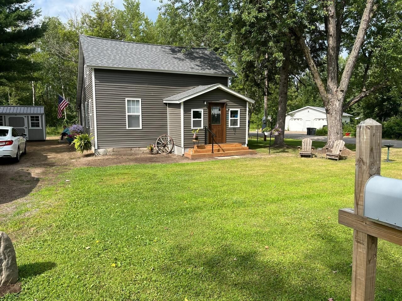 Property Photo:  200 Railroad Avenue W  MN 56359 