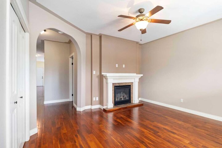 Property Photo:  177 Sparrow Hawk Drive  AB T9K 0L2 