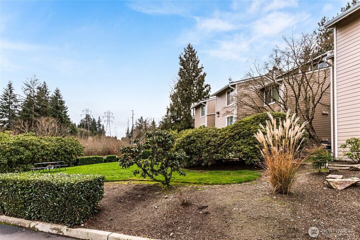 Property Photo:  19855  25th Avenue NE 210  WA 98155 