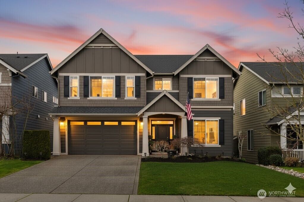 Property Photo:  912  77th Drive SE  WA 98258 