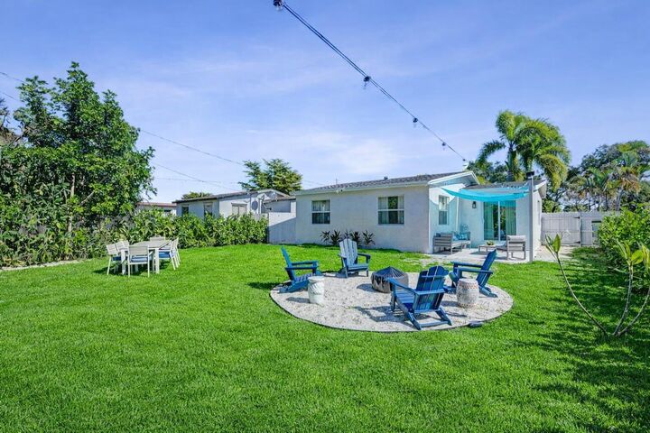 Property Photo:  126 SW 7th Avenue  FL 33444 