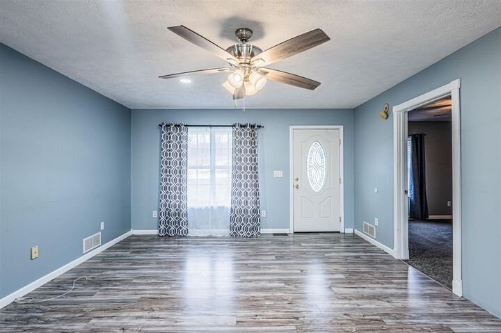 Property Photo: 200 Tartan Way KY 42141